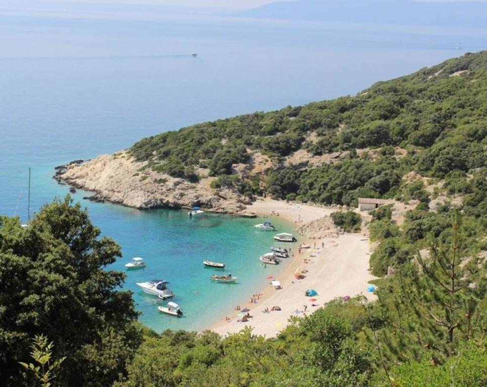 Room In Cres With Sea View, Balcony, Air Conditioning, Wifi 4249-4 Εξωτερικό φωτογραφία
