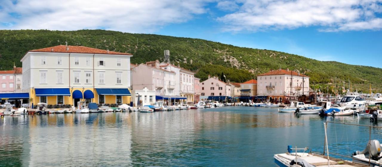 Room In Cres With Sea View, Balcony, Air Conditioning, Wifi 4249-4 Εξωτερικό φωτογραφία