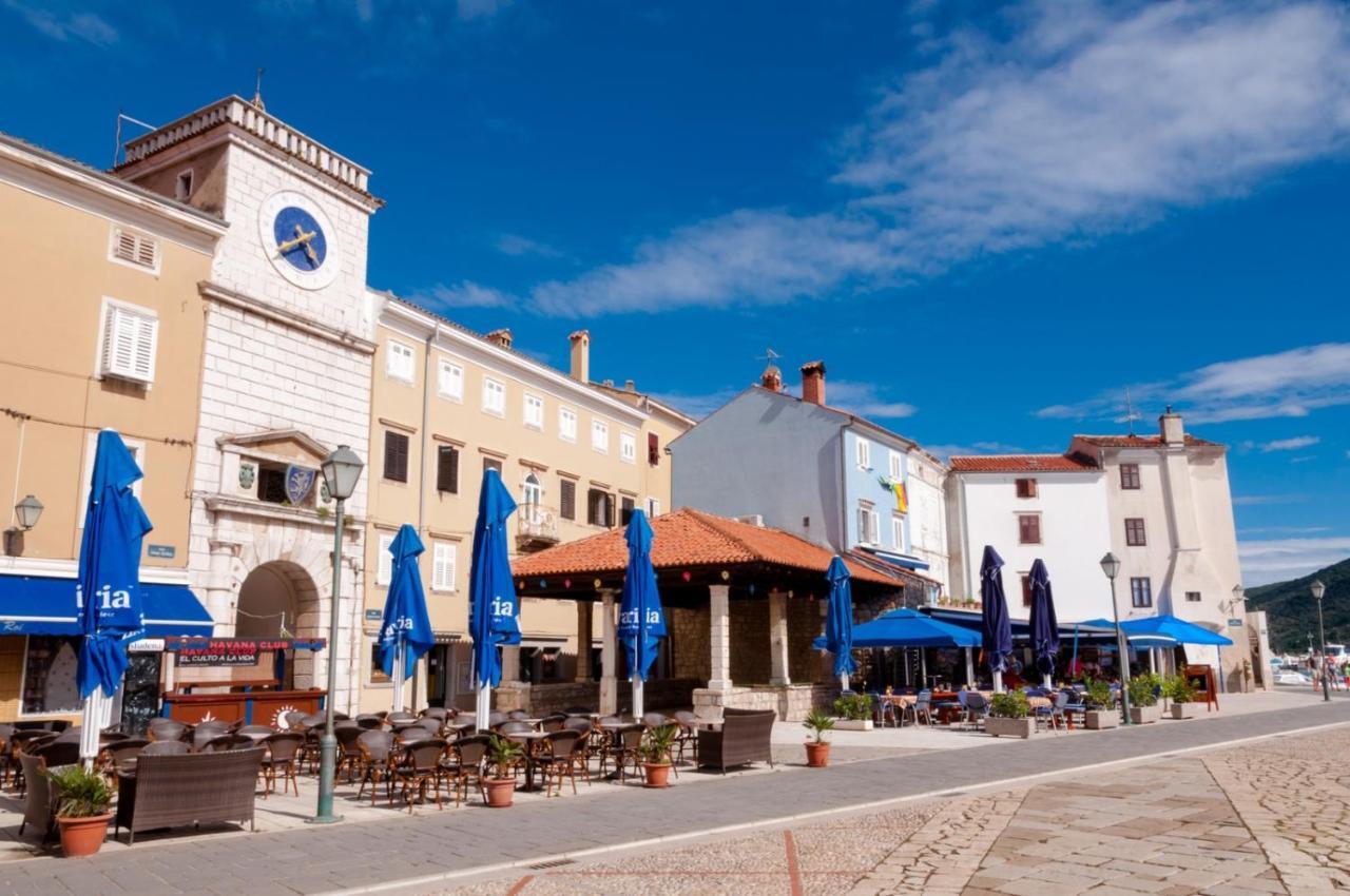 Room In Cres With Sea View, Balcony, Air Conditioning, Wifi 4249-4 Εξωτερικό φωτογραφία
