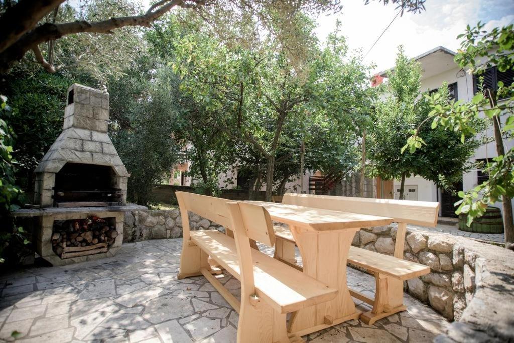 Room In Cres With Sea View, Balcony, Air Conditioning, Wifi 4249-4 Εξωτερικό φωτογραφία