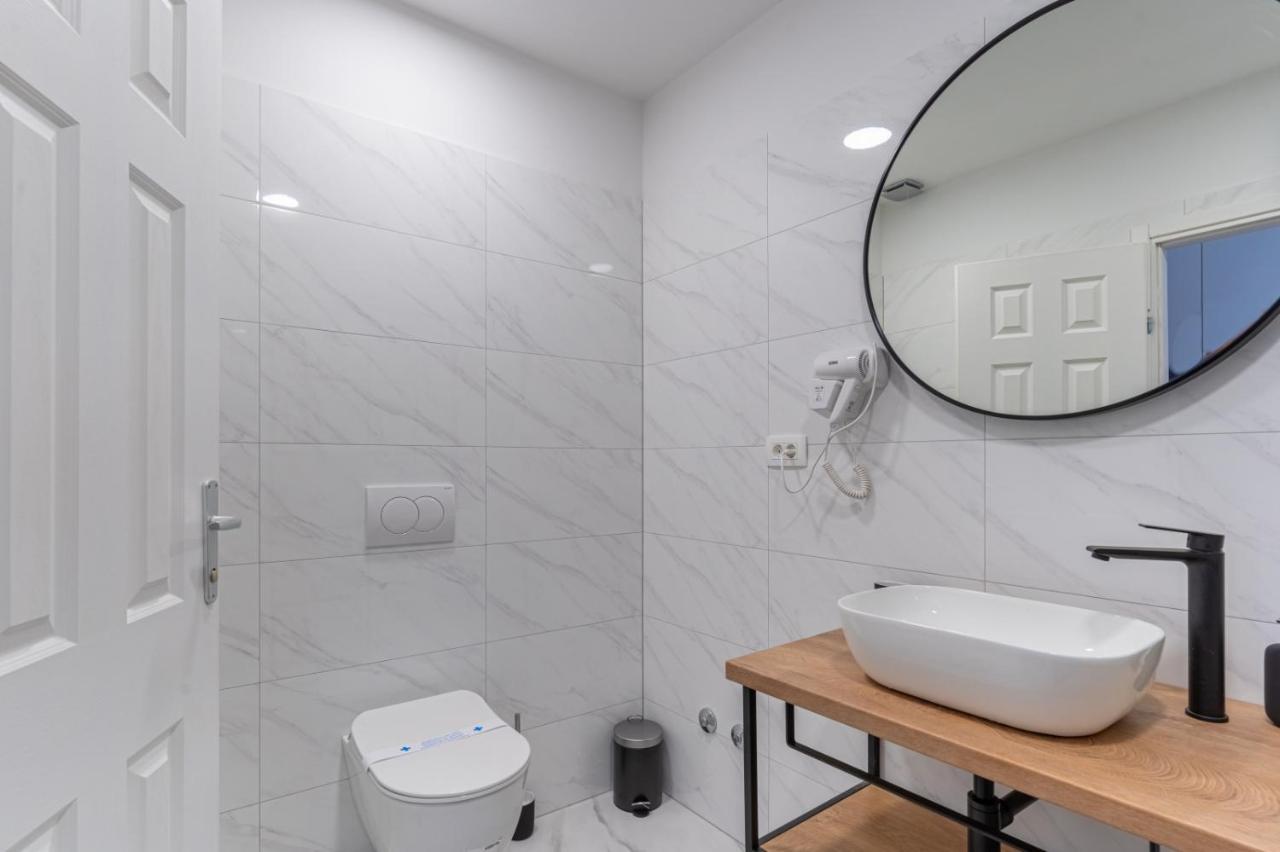 Room In Cres With Sea View, Balcony, Air Conditioning, Wifi 4249-4 Εξωτερικό φωτογραφία